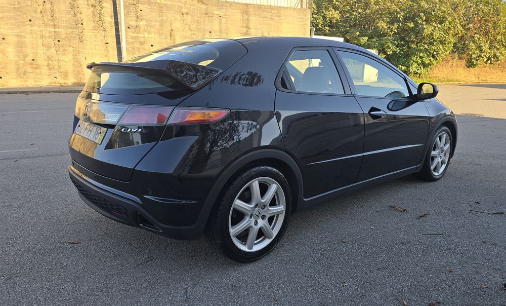 Honda Civic 2.2 i-CTDi Sport – Nacional – Pele – Teto Panorâmico