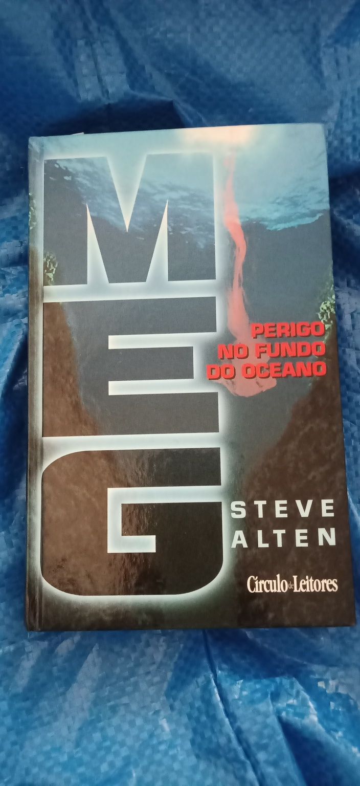 Livro Meg - perigo no fundo do oceano