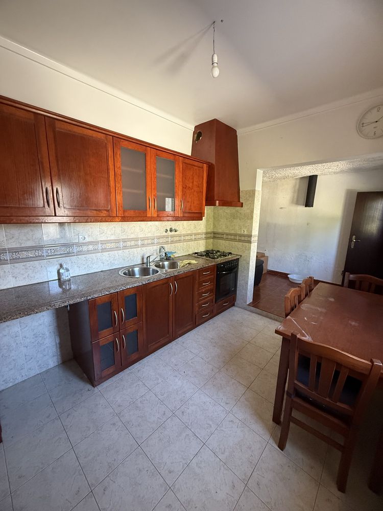 Moradia loures ( Murteira )