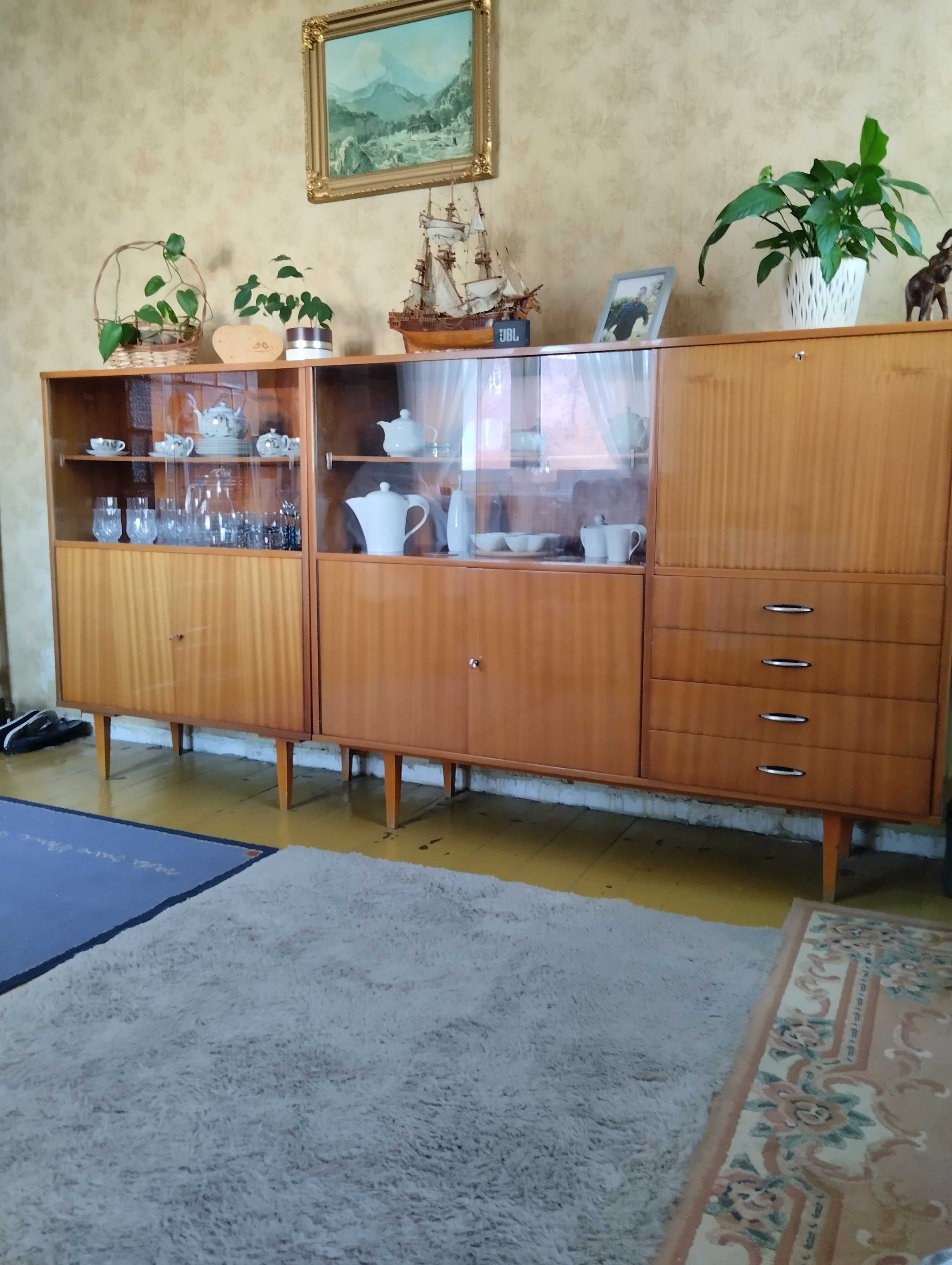 Komplet mebli z PRL ,3-częśćiowy