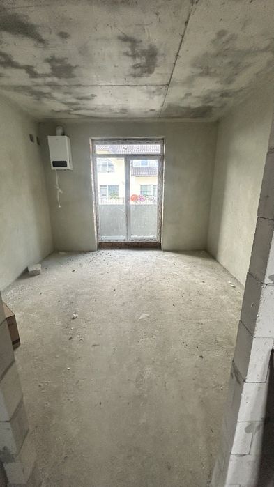 Продаж танхауса с.Оброшине