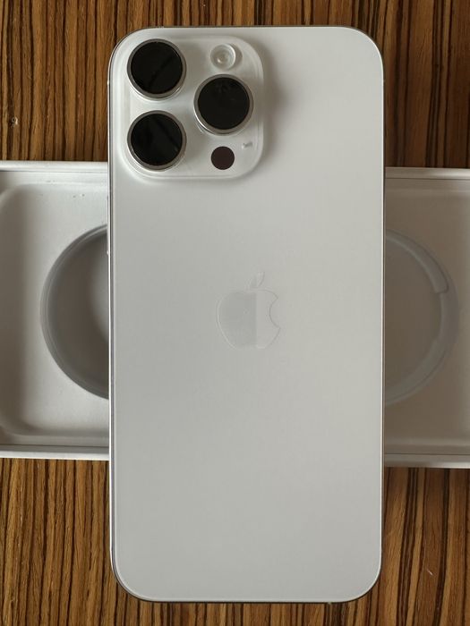 iPhone 16 Pro Max, 256 Gb, impecável!