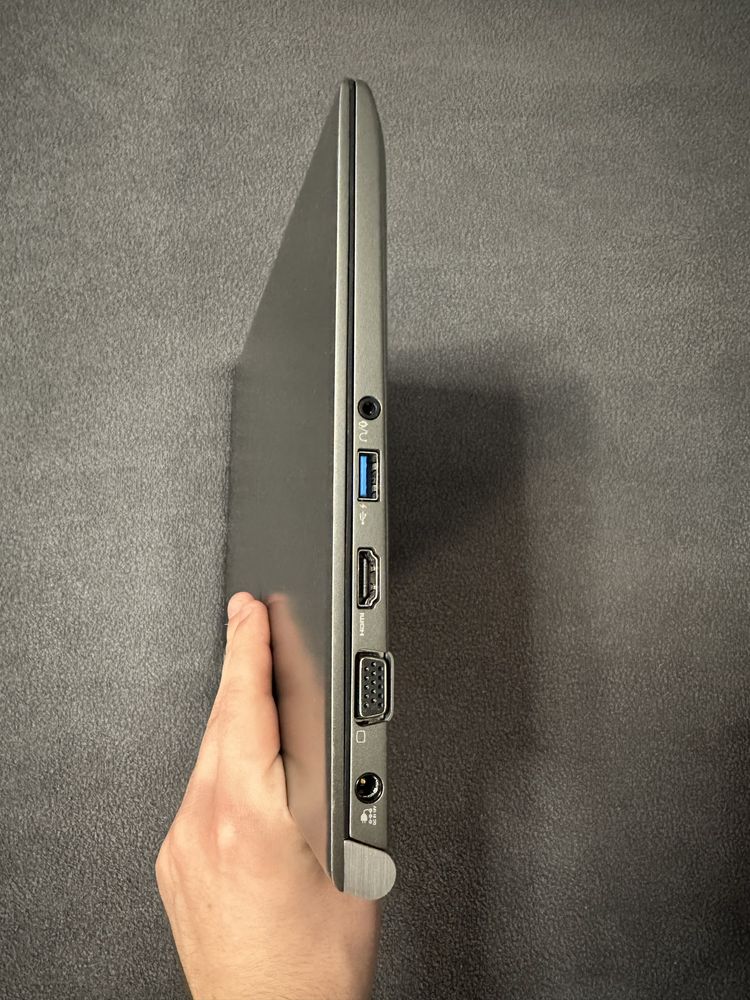 Laptop TOSHIBA SATELLITE Z30-A-12R 13.3", i5-4200U, 8gb RAM, 128gb