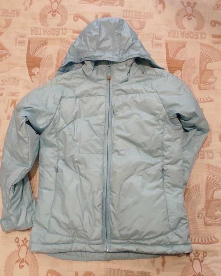 Продам отличную куртку-пуховик Columbia