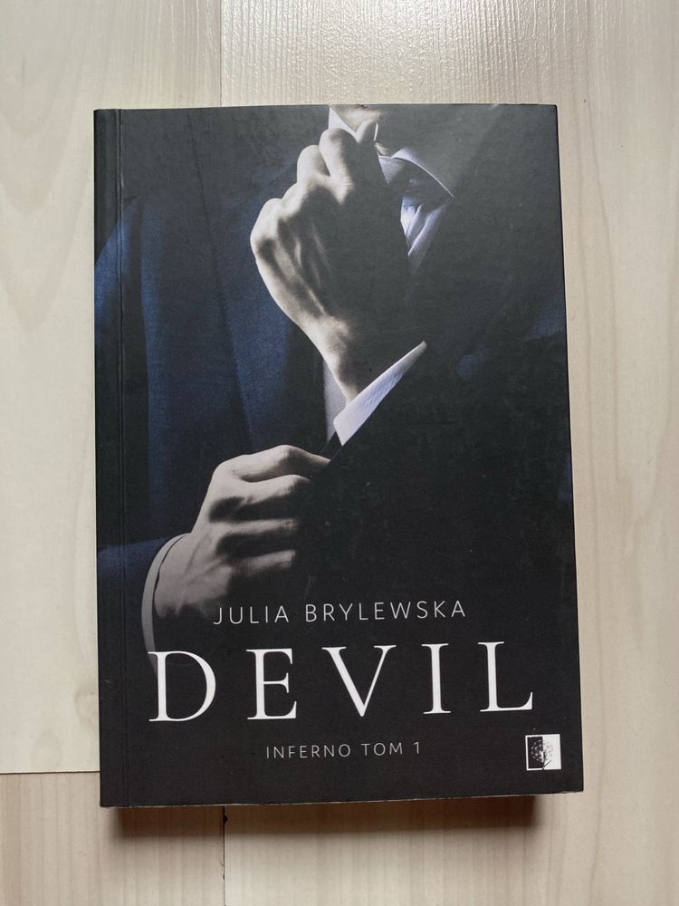 Devil- Inferno tom 1 Julia Brylewska