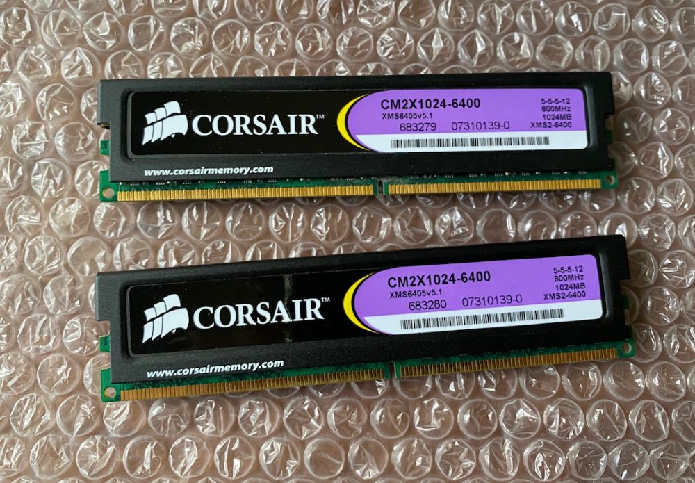 Memoria PC Corsair 2GB 2 x 1GB