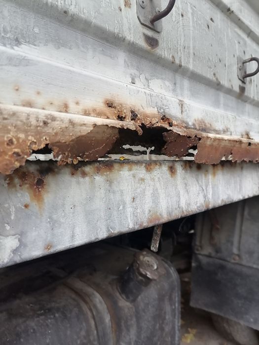 Бортрвой кузов 330х181 с рамой под тент