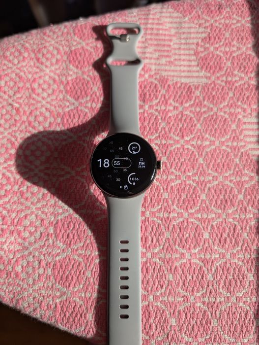 Продам Pixel Watch 3 41 Champagne Gold Aluminum