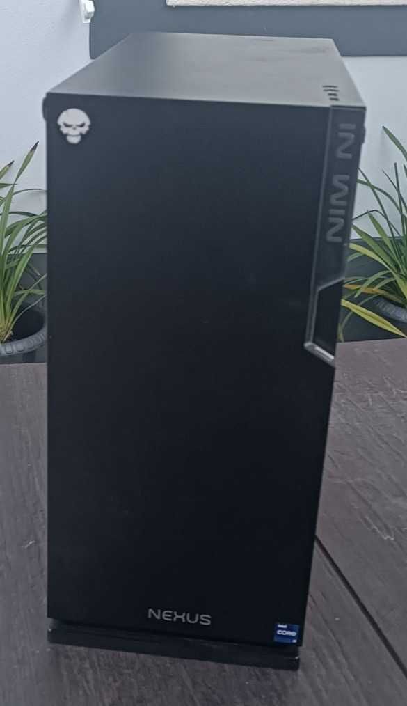 Caixa de PC - Torre Midi com excelente refrigeração e design elegante