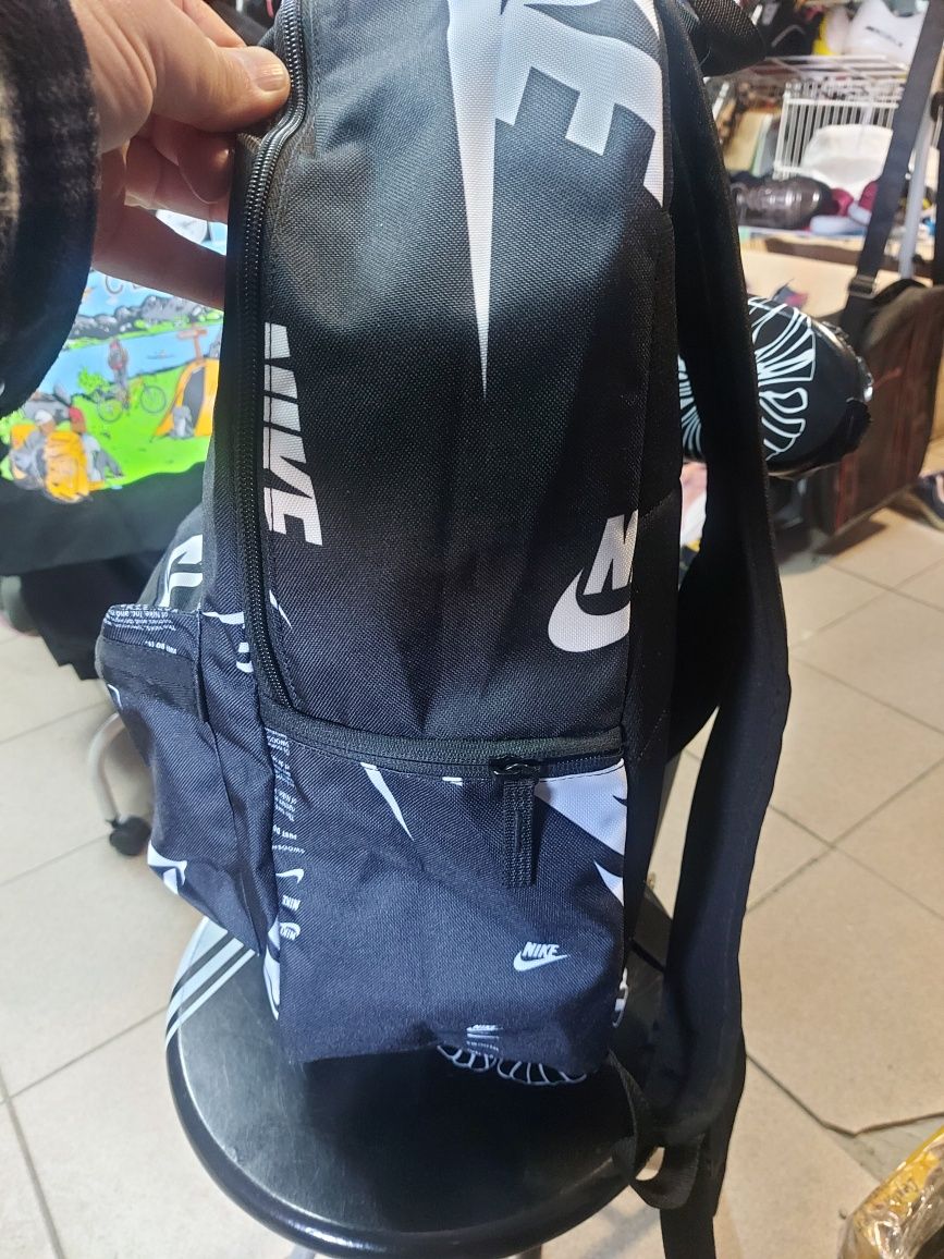 Рюкзак спортивний міський Nike Heritage Backpack 25 л (DQ5956-010)