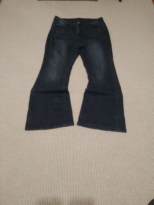 Чёрные клеш джинсы с офигенным фитом Zara flared type bootcut custom