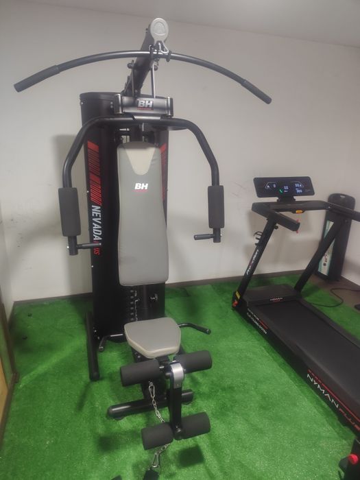 Máquina multifunções e passadeira profissional
