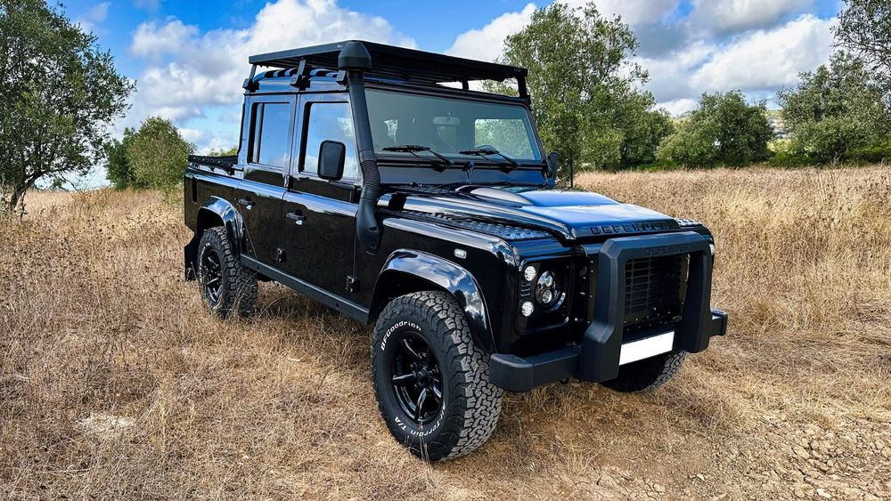 Land Rover Defender 110 Crew Cab SE
