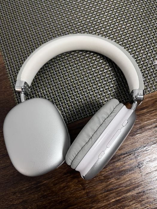 Навушники ну запчаснити