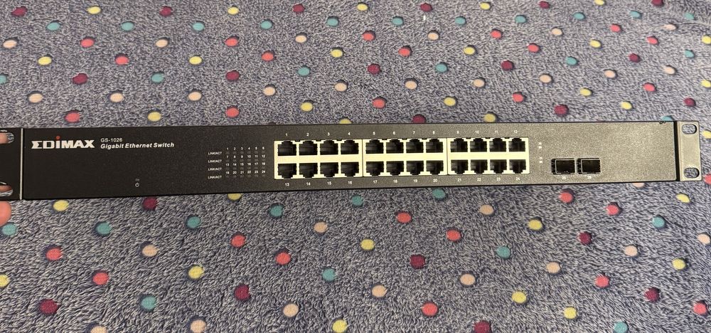 Switch Edimax 24 porty + SFP