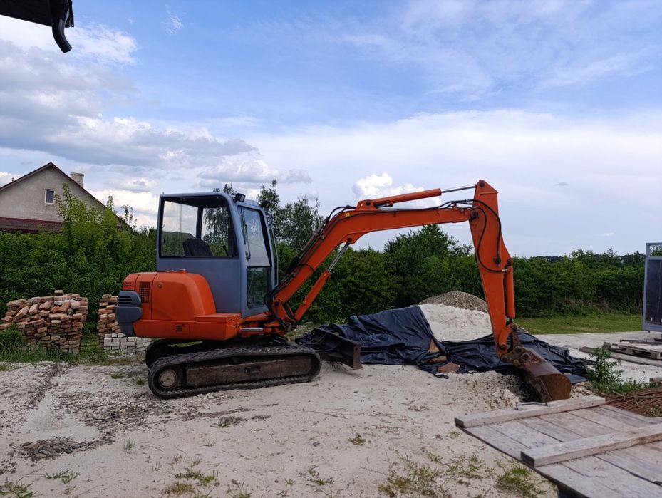 Продається міні екскаватор Hitachi