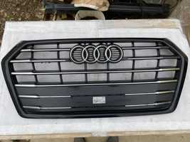 Audi Q5 80a решітка радіатора