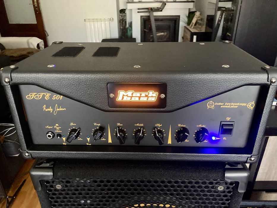 Vendo coluna 1x15 RJ e cabeca Markbass TTE 501 como novo