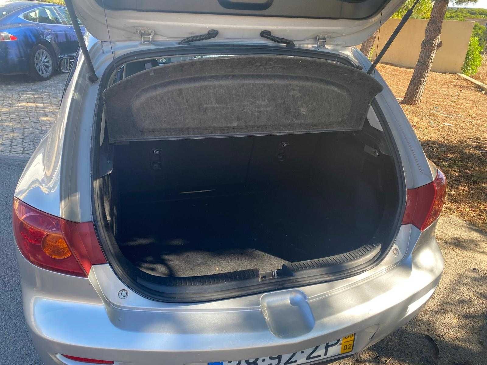 Vendo Mazda3 2005, bom estado