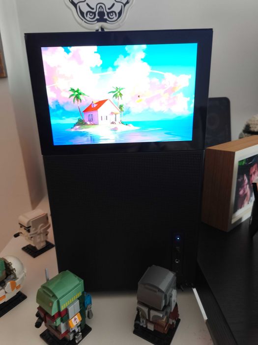 Computador desktop gaming muito estimado com caixa com LCD.