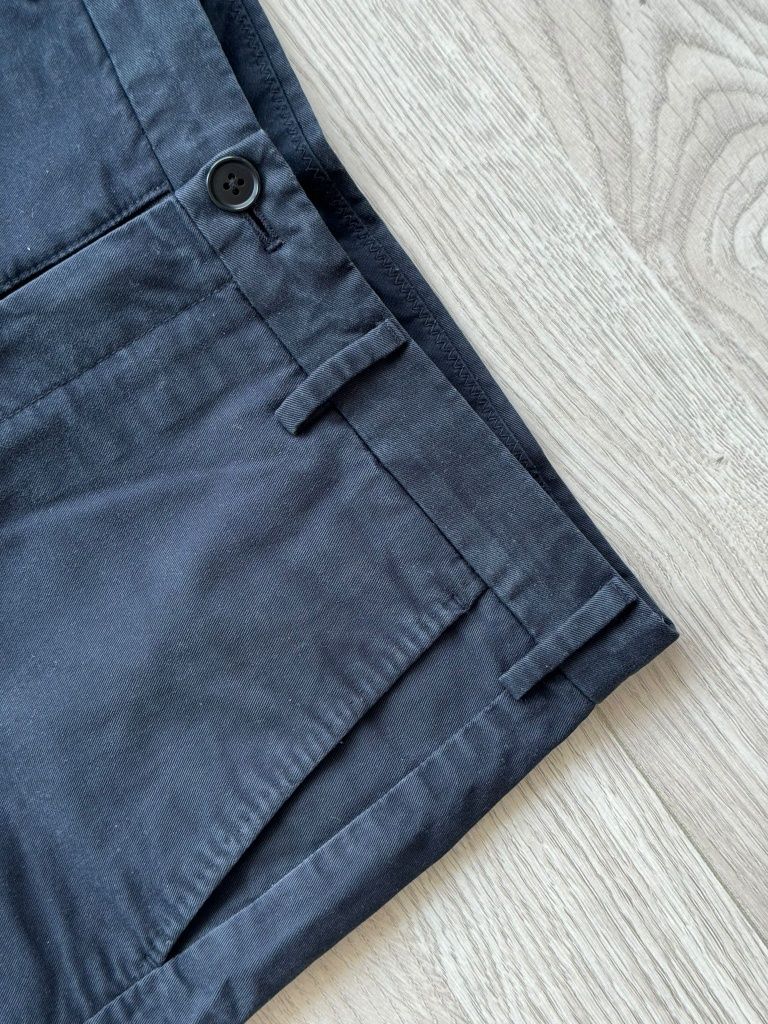 Spodnie chino chinosy Uniqlo 31/34 pas 42,5cm