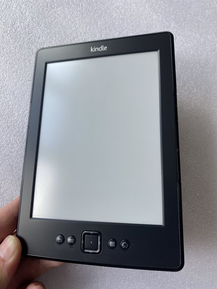 Электронная книга Amazon Kindle 5 (D01100)