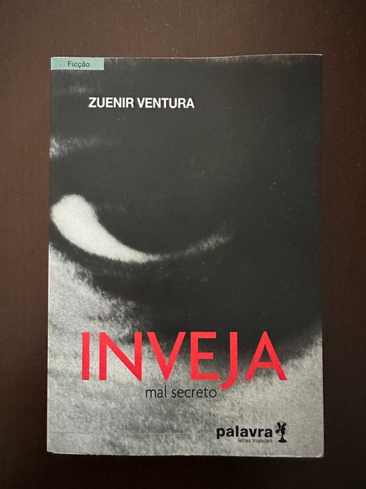 Livros variados e baratos