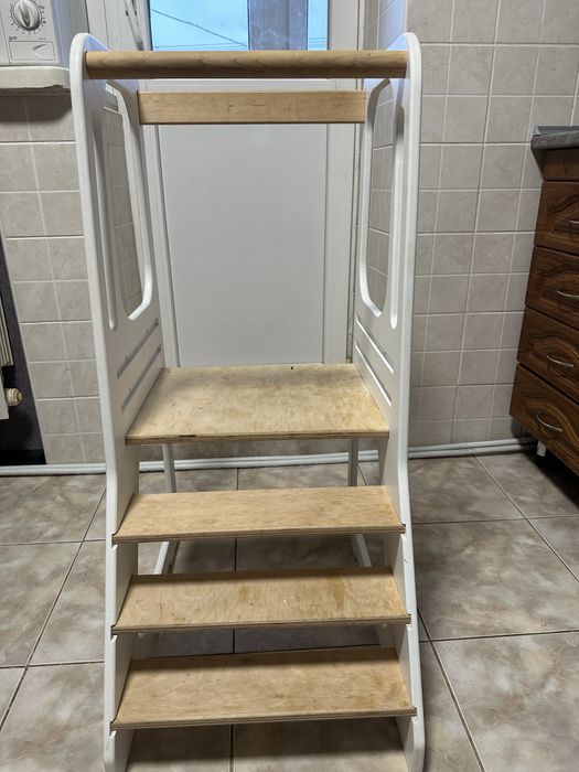 Продаємо якісну вежу монтессорі Wood&Kids