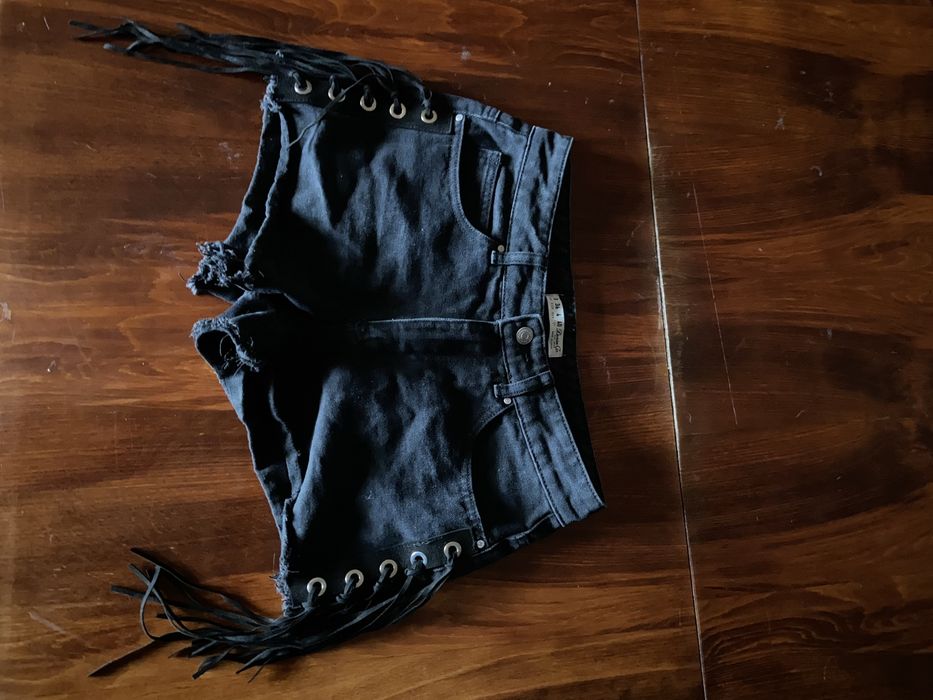 Шорти жіночі.