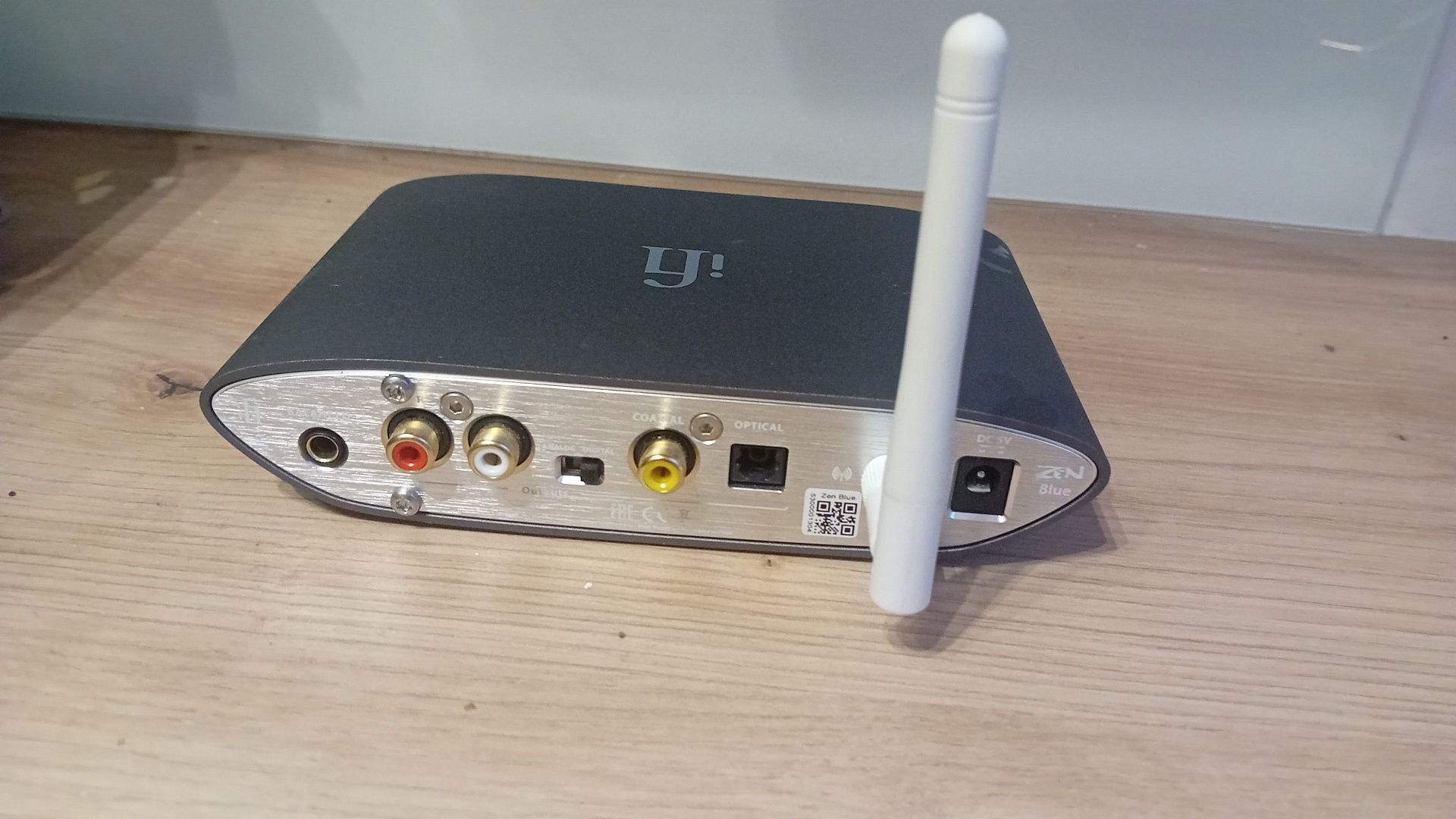 iFi Audio Zen Blue - źródło wysokiej jakości dźwięku przez bluetooth