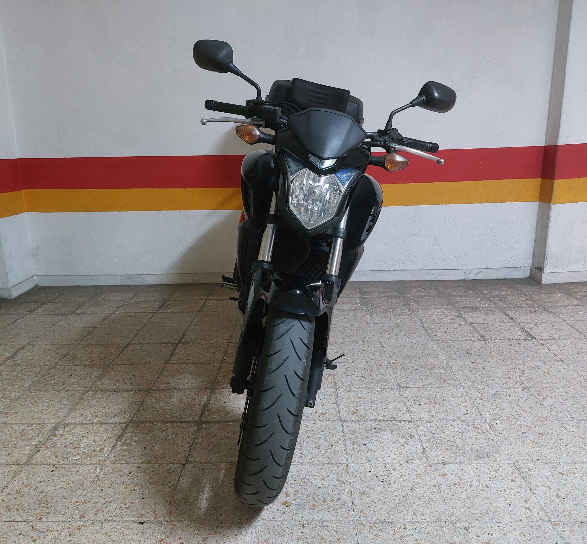 Honda CB500F 2013 – Excelente Estado | Pronta a rolar!