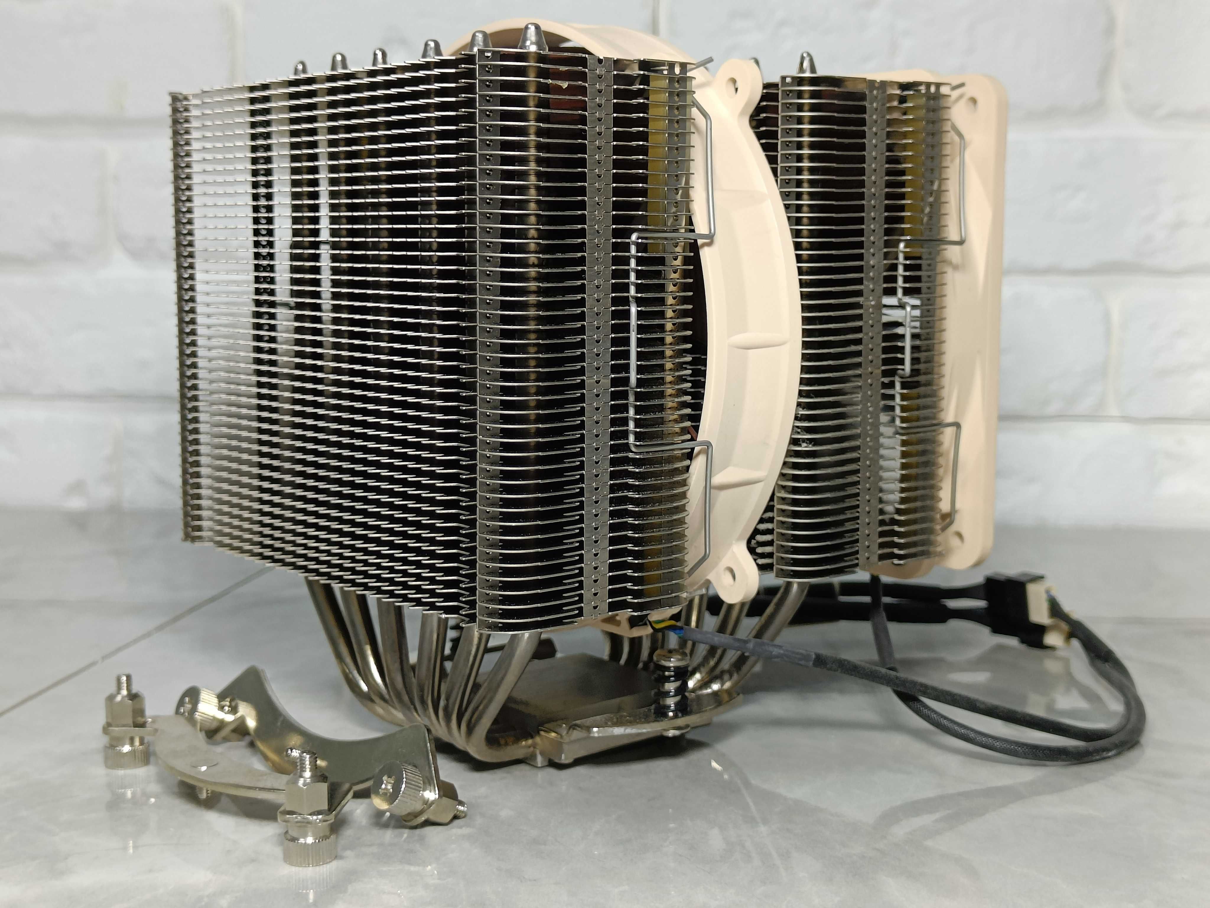 Кулер Башня NOCTUA D-14 220Вт TDP під LGA2011 (стояла на X99 чіпсеті)