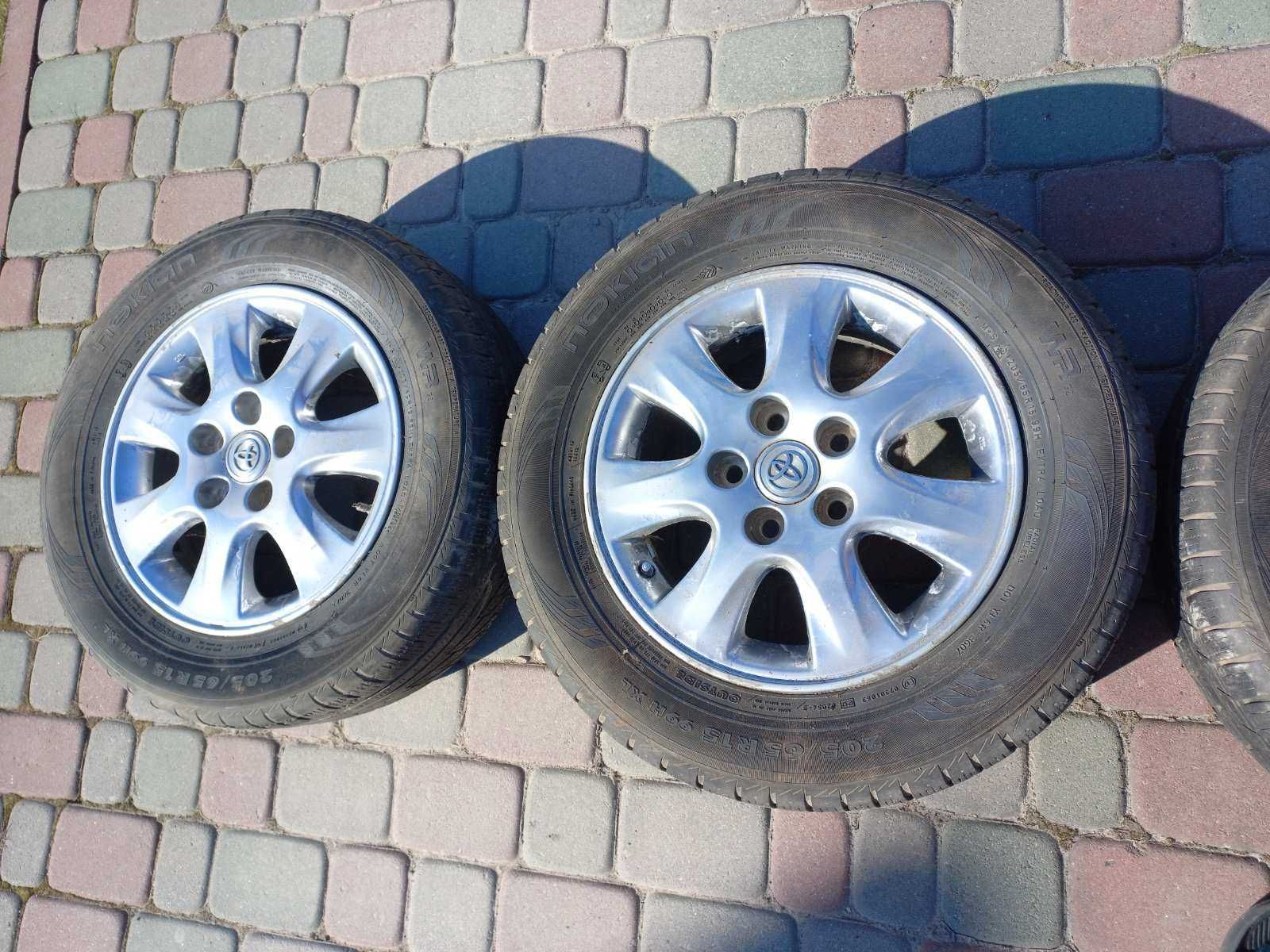 Диски R15  тойота  оригінал.