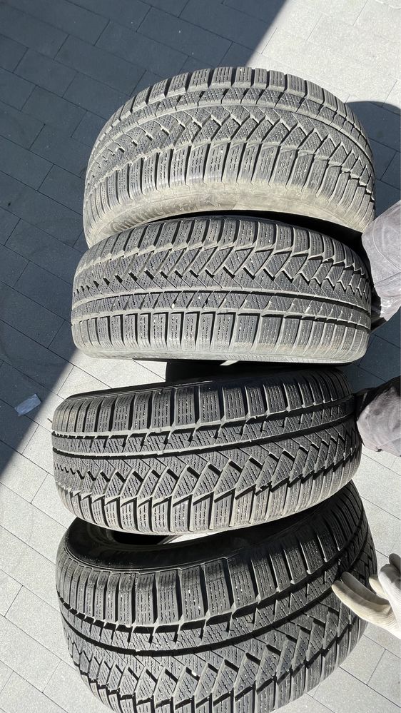 Opony zimowe Continental 235/55 R19 V XL