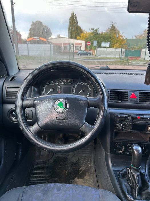 Skoda octavia tour 1.6mpi газ/бензин