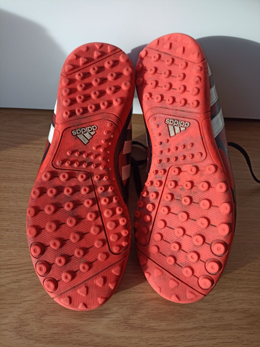 Turfy Adidas Predator r. 38 2/3