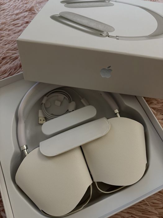 Airpods Max Сірого кольору