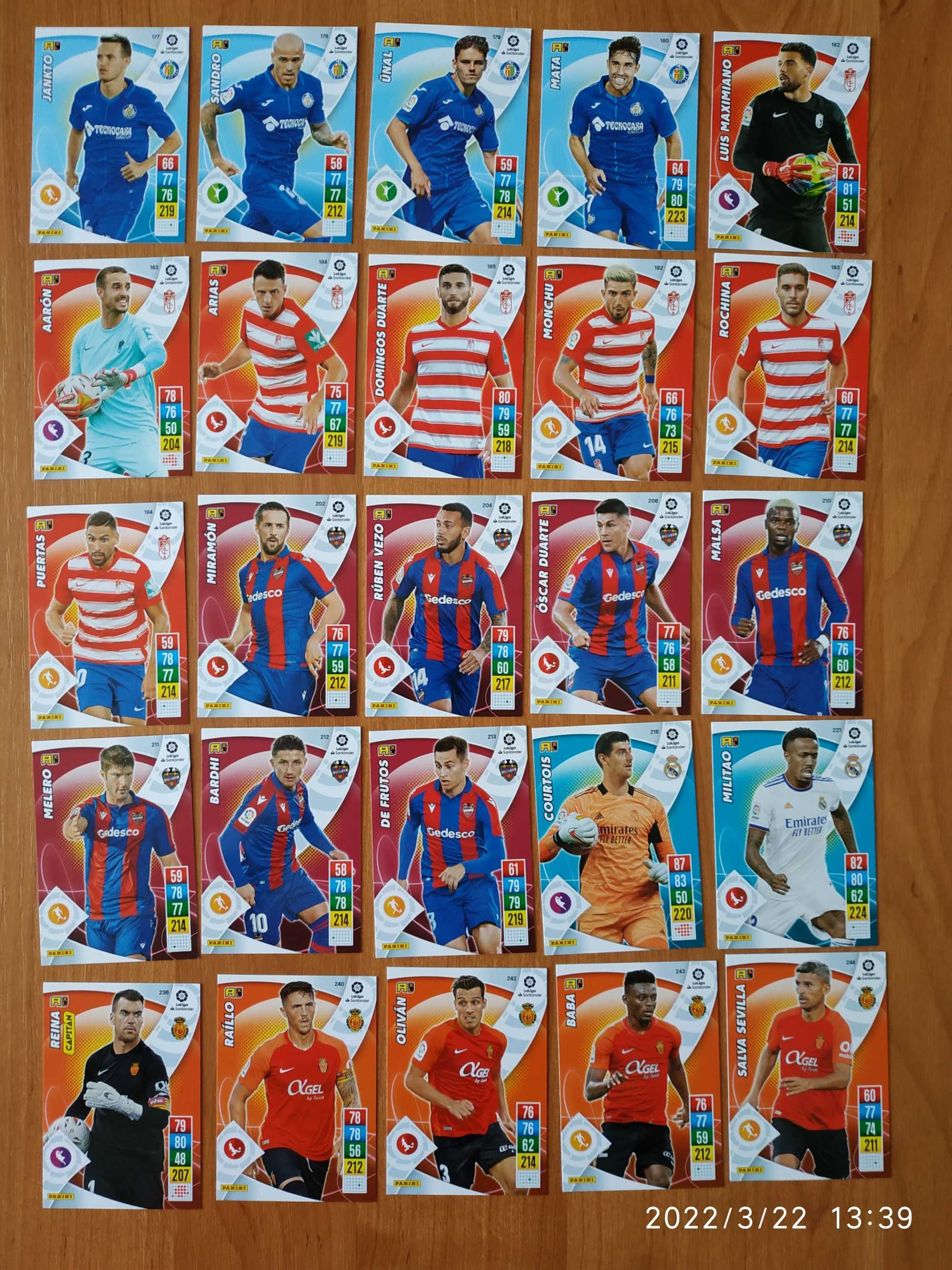 Panini La Liga Santander 2021-22 Adrenalyn XL - zestaw 175 kart