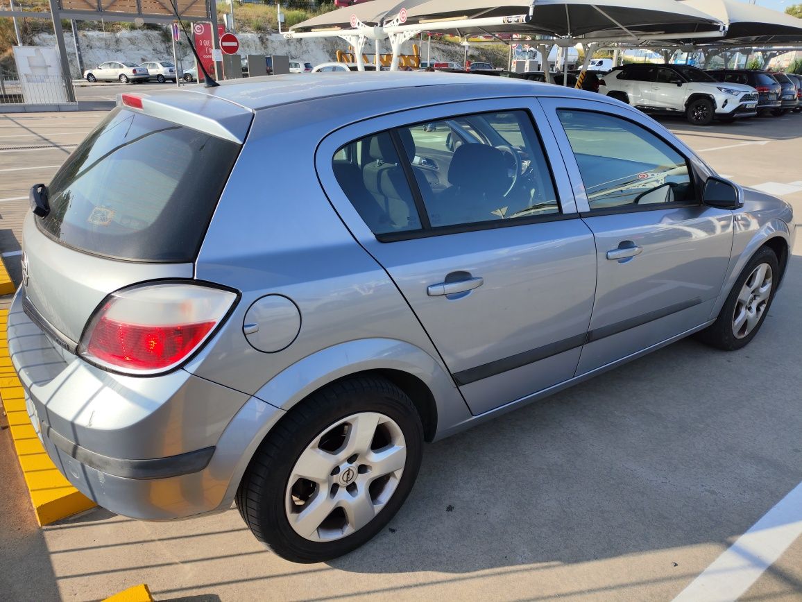 Vendo Opel Astra 2006 1.3 diesel