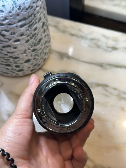 Lente canon 50mm 1.8f + adaptador commlite sony canon