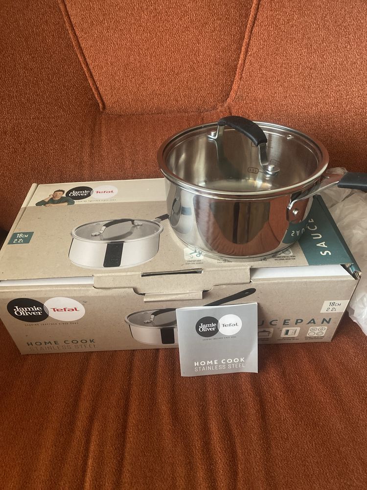 Продам каструлю  Tefal