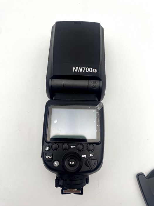 Lampa błyskowa do Sony Neewer NW700-S