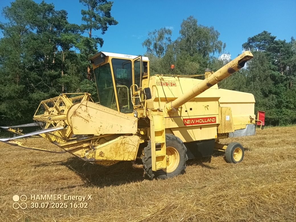 New Holland 8030