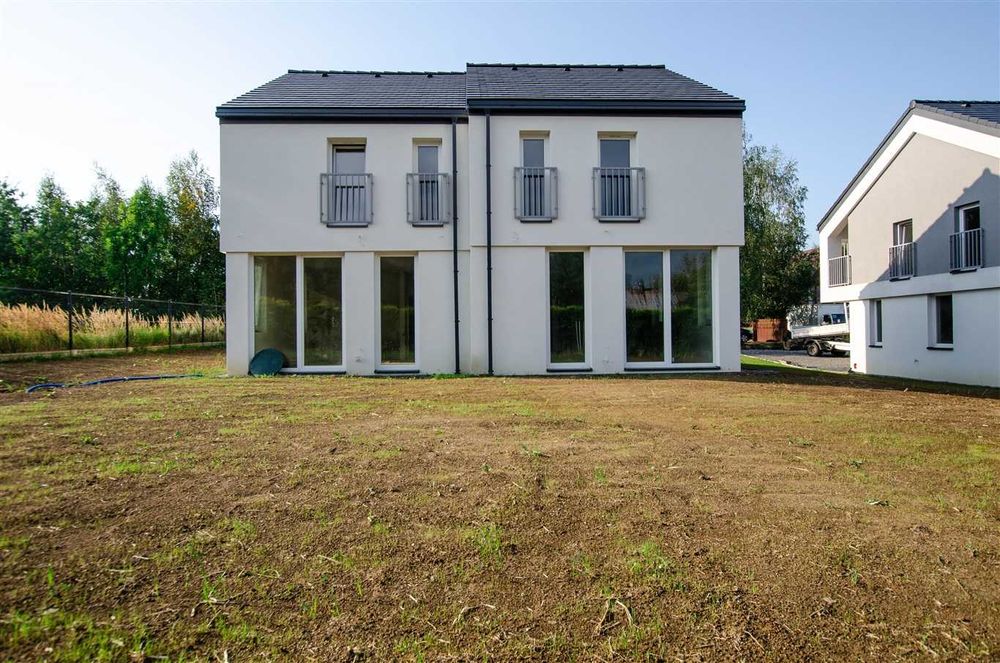 Nowa inwestycja przy lotnisku - bliźniaki