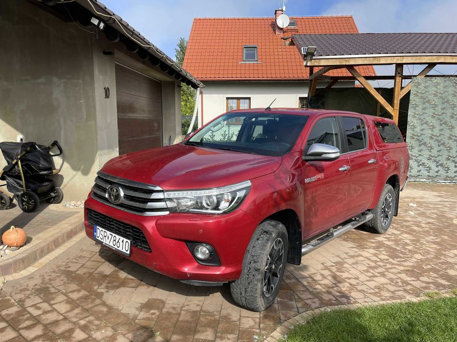 Toyota Hilux 2.4 D-4D Double Cab SR5 4x4 Salon Polska