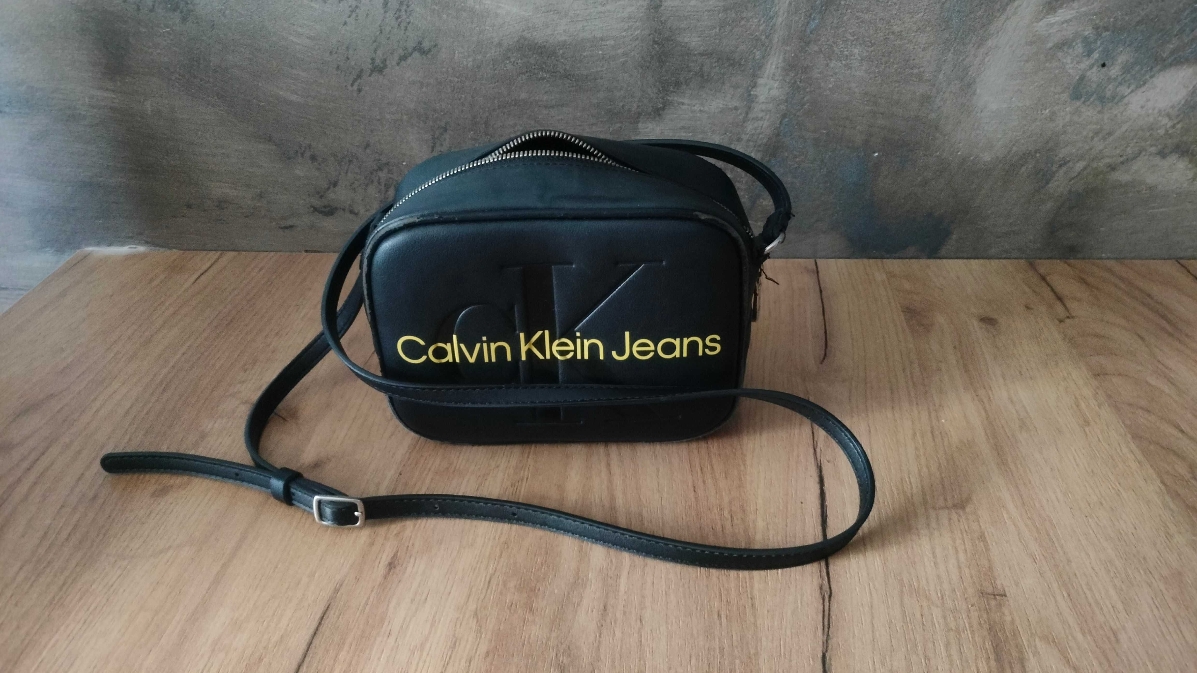 Mała torebka Calvin Klein