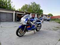 Suzuki GSX-R 750srad