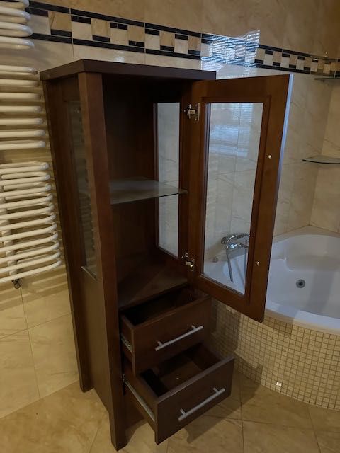 Meble łazienkowe