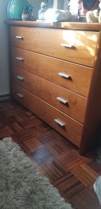 Venda de móveis e sofá e roupeiro