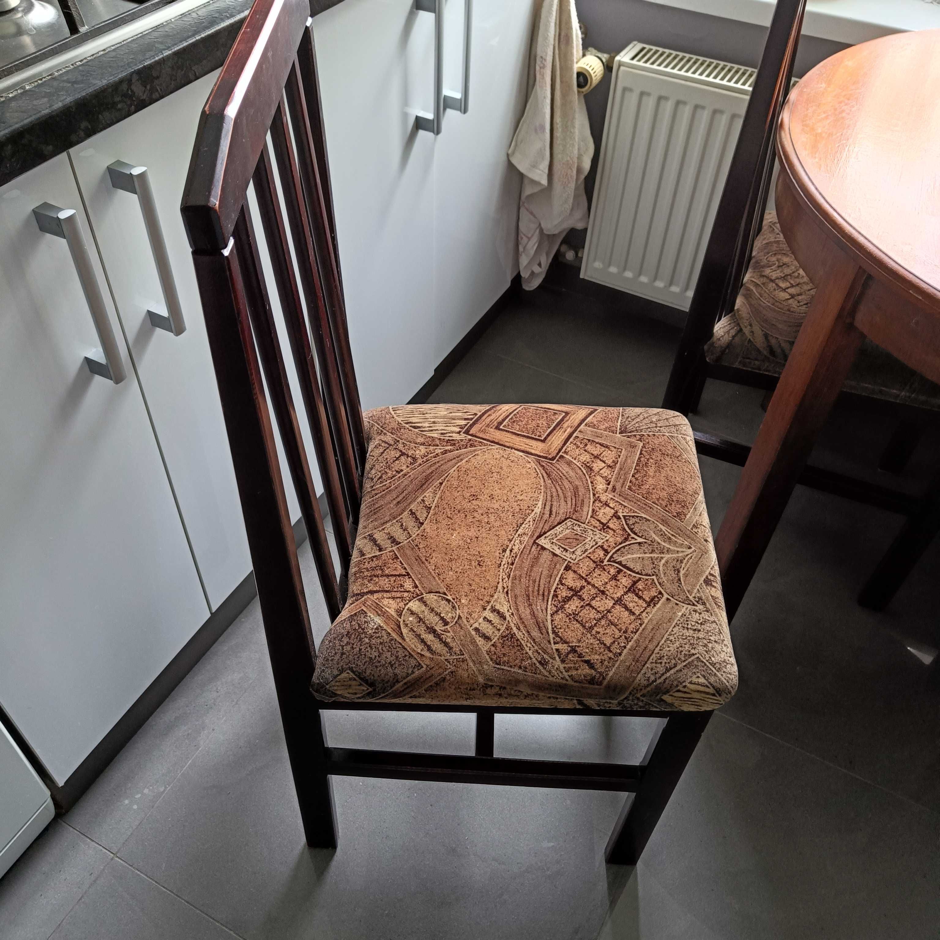 Krzesła do pokoju i do kuchni